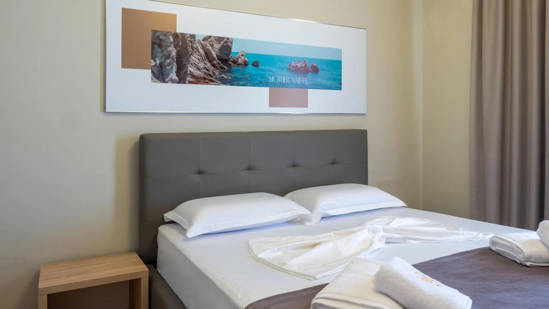 Nia Boutique Hotel By Rapo'S Resort Himare
