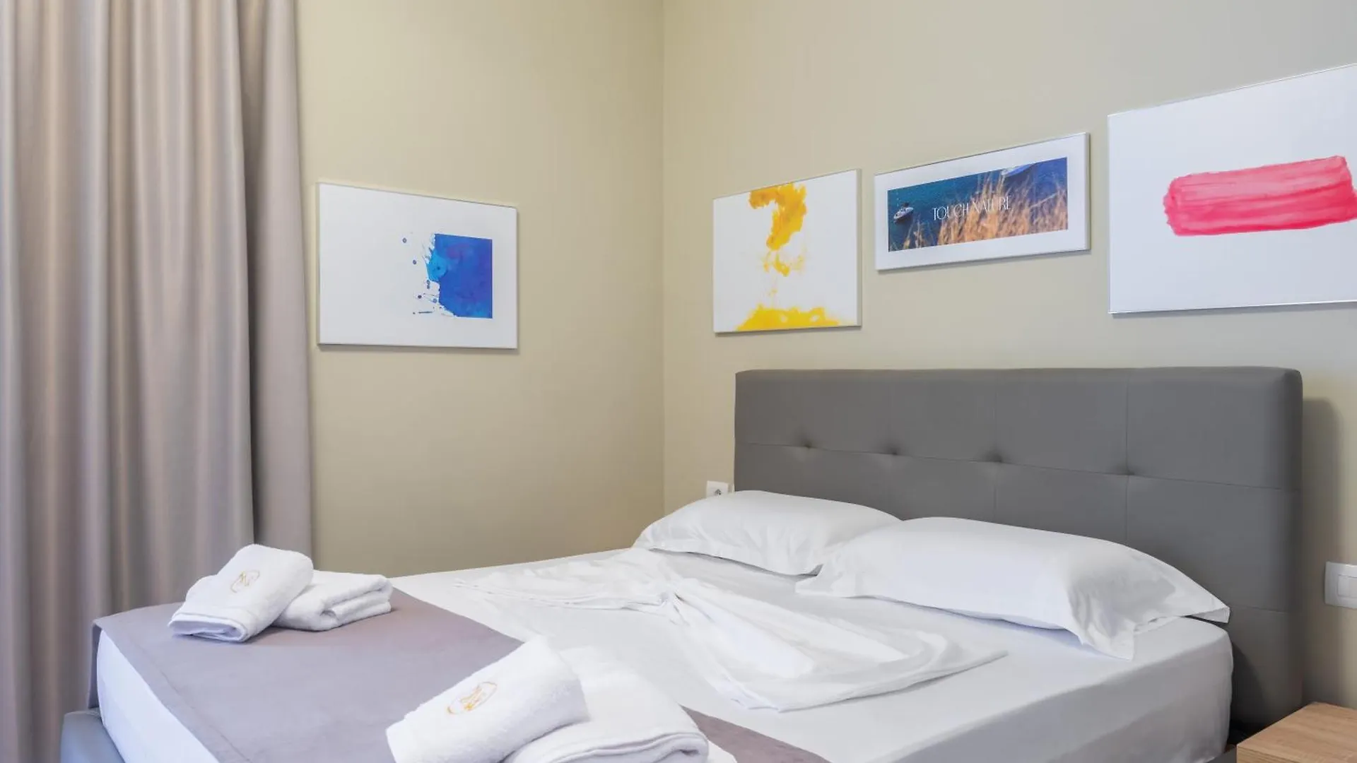 Nia Boutique Hotel By Rapo'S Resort Himare
