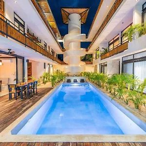 irie-tulum-boutique-hotel.quintano-roohotels.com/