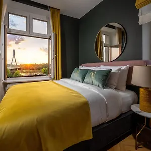 sava-boutique-hotel.warsawhotelspoland.com/